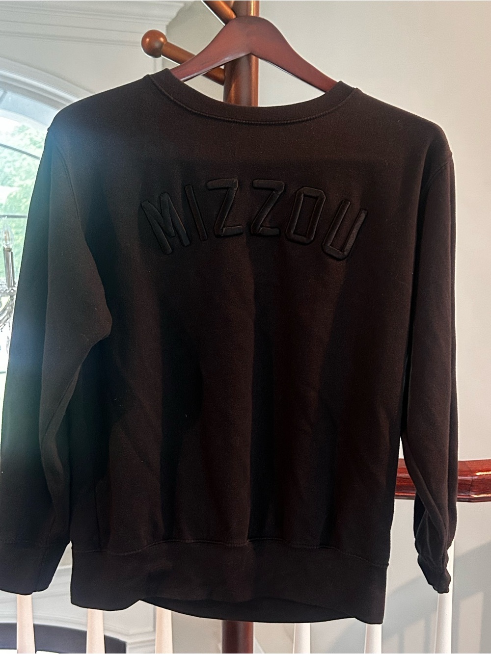 Men's Black Crewneck Sweatshirt
